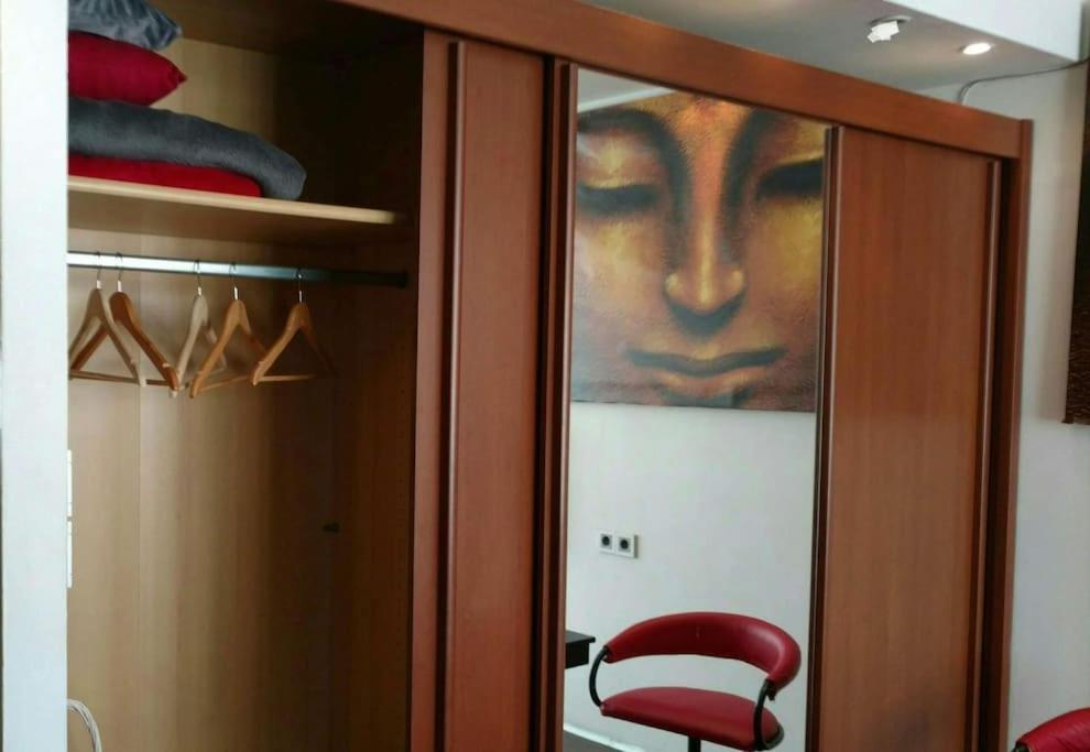 Ferienwohnung Sofia Zen - On Metro, Ultra Fast Wi-Fi Exterior foto